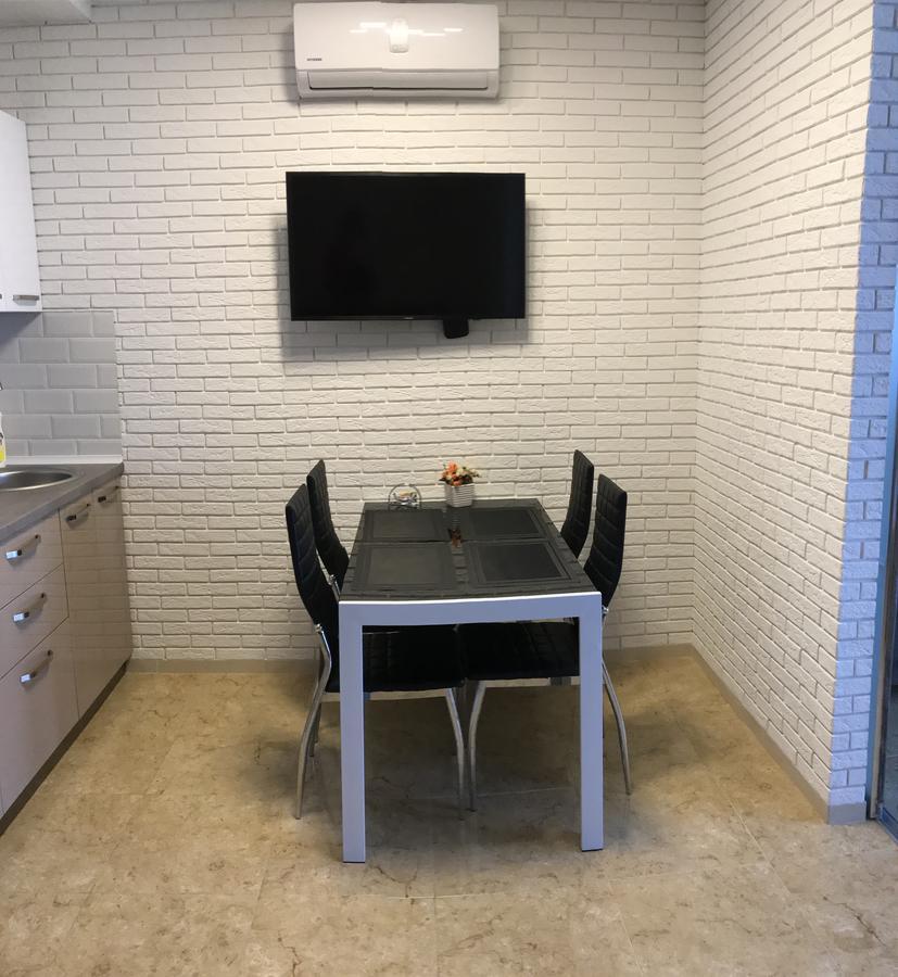 V&A Lux Apartments Batumi Luaran gambar