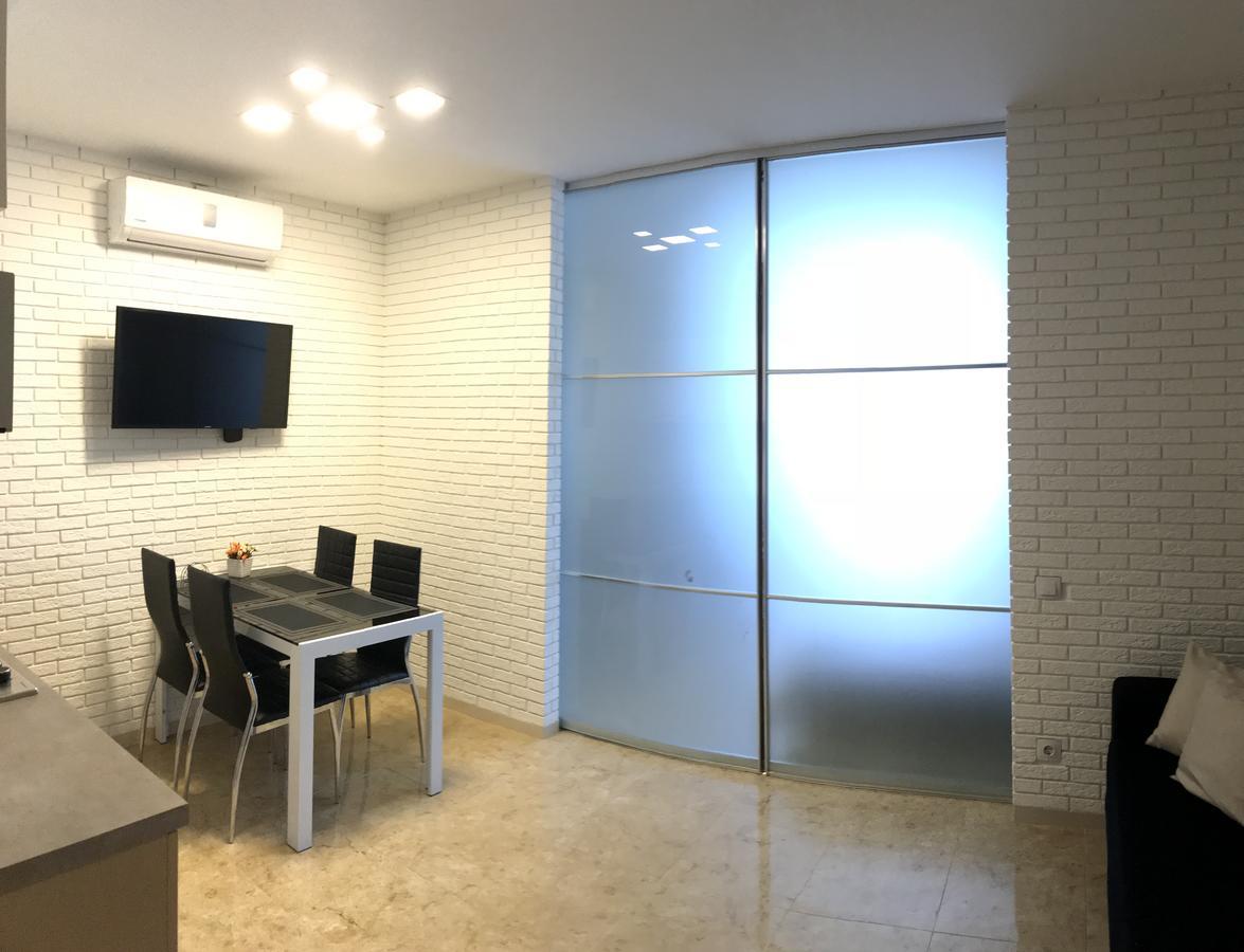 V&A Lux Apartments Batumi Luaran gambar