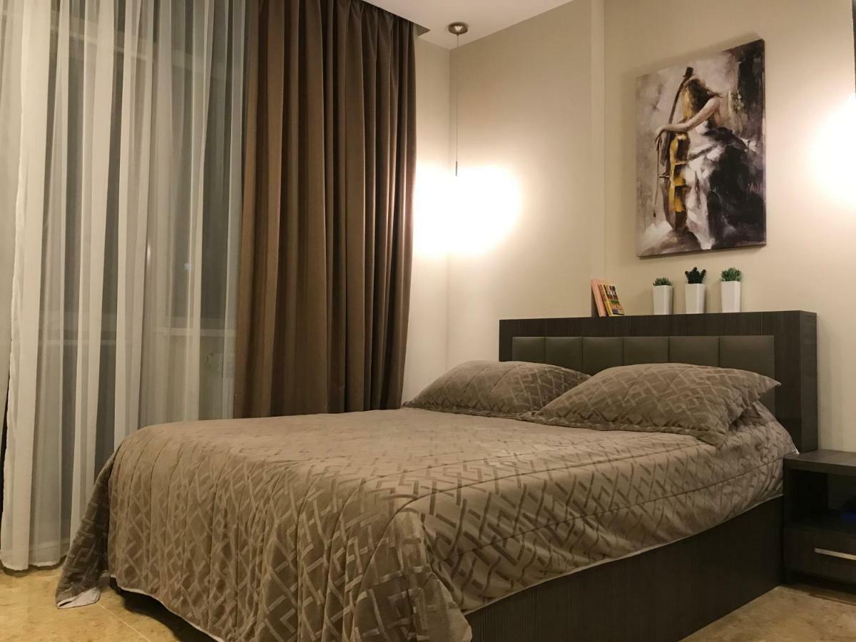 V&A Lux Apartments Batumi Luaran gambar